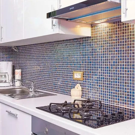 Apartment Giardina *